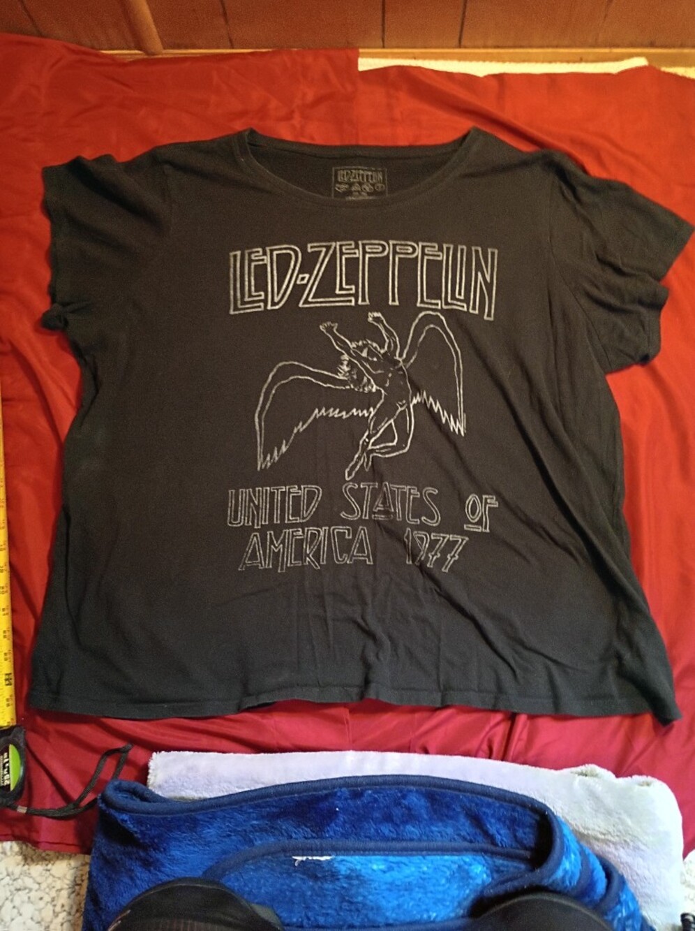 Led Zeppelin Women's Black Graphic Short Sleeve Tee